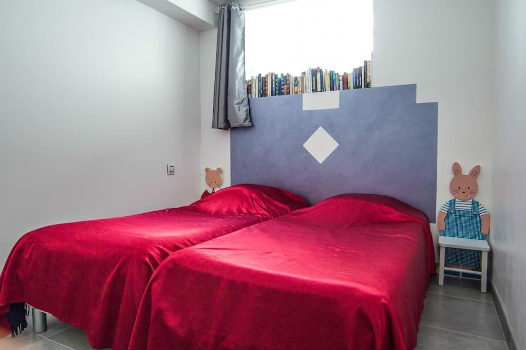 Appartement Avec Jardin Interieur 4 Pers Centre Ville Nemours Exterior photo